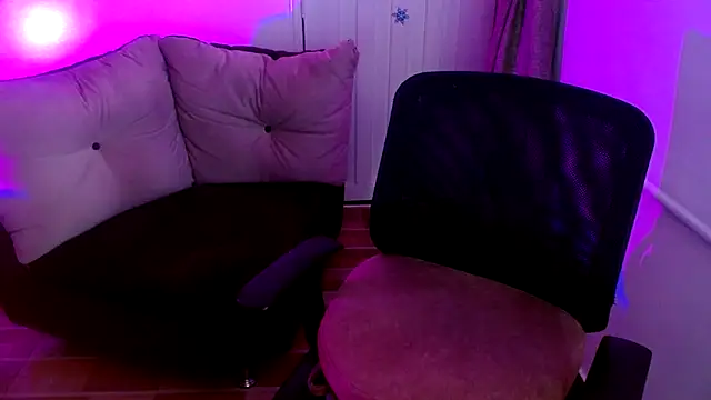 milfrousse online show from 11-05-25, 11:52