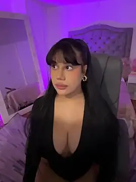 AshleyFerrer online show from 12-04-25, 02:27