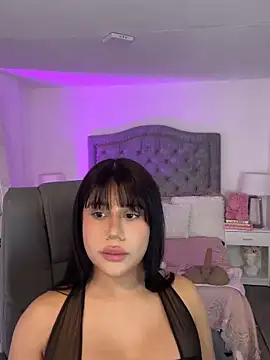 AshleyFerrer online show from 12-22-25, 04:40