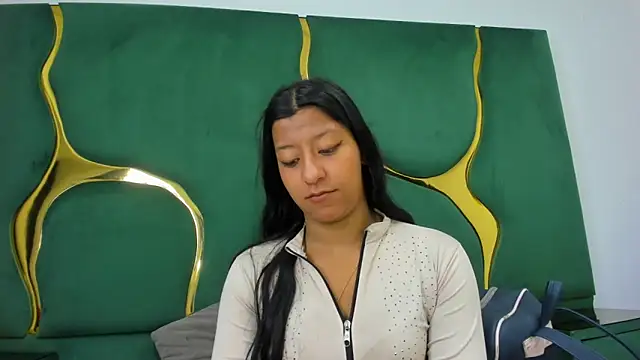 VaneLin18 online show from 01-14-26, 07:06