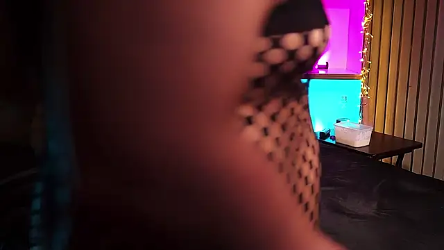 JenniferCD online show from 03-19-26, 05:24