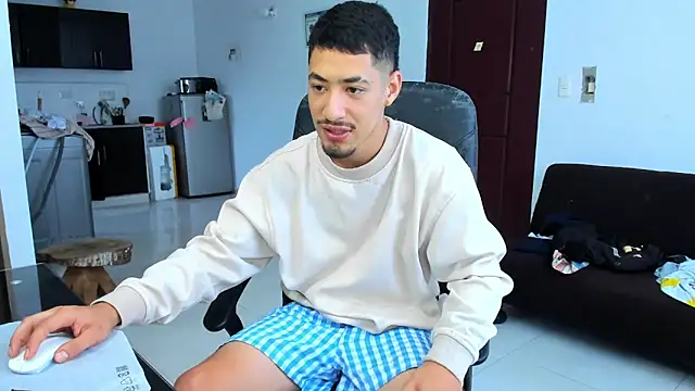 Snapshot of Chandler_ken chatting on 03-26-26, 11:30 Chandler ken online show from 03-26-26, 11:30