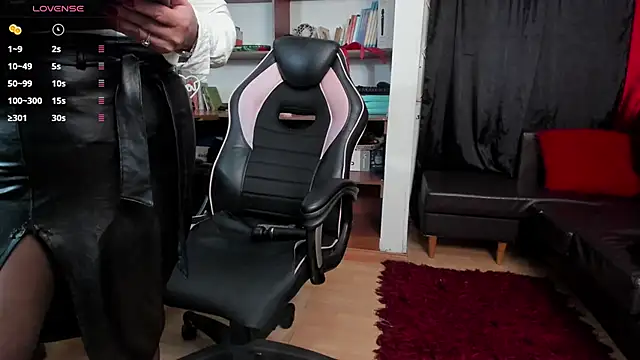 LiaTaylorr online show from 02-14-26, 12:27