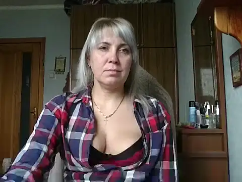 IrinaB1 online show from 12-23-25, 11:09