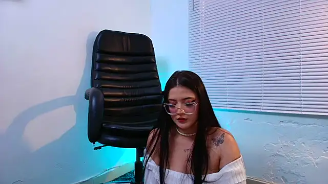 Susana hank2 online show from 02-24-26, 09:04