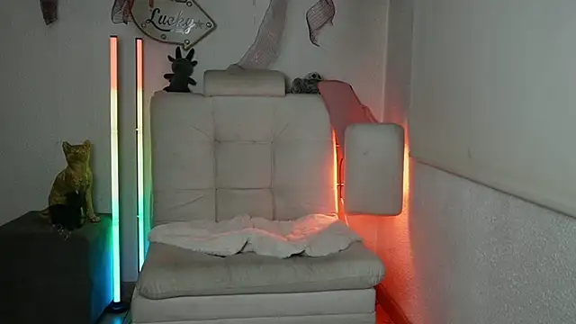 Snapshot of ari_kat chatting on 02-05-26, 04:52 ari kat online show from 02-05-26, 04:52