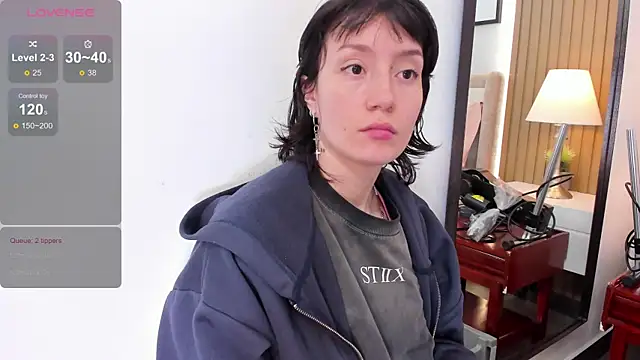 lizzy davis 1 online show from 11-30-25, 03:29