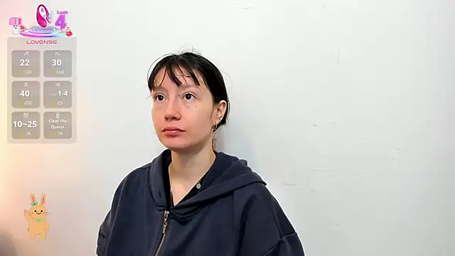lizzy davis 1 online show from 04-23-26, 03:57