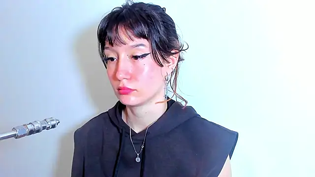 Snapshot of lizzy_davis_1 chatting on 03-09-26, 04:27 lizzy davis 1 online show from 03-09-26, 04:27