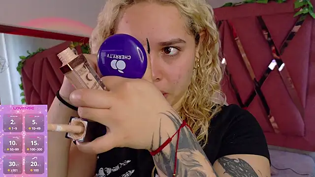 Haelycute online show from 11-10-25, 11:48