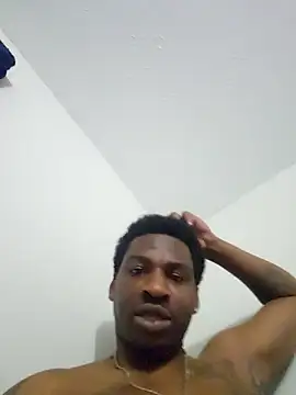 Snapshot of 007Giovani chatting on 03-04-26, 03:58 007Giovani online show from 03-04-26, 03:58