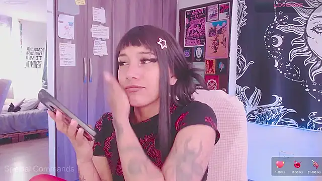 melissahowl online show from 09-22-25, 07:09