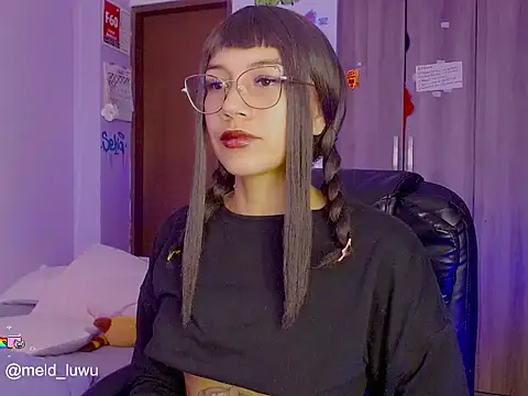 melissahowl online show from 06-10-26, 07:37