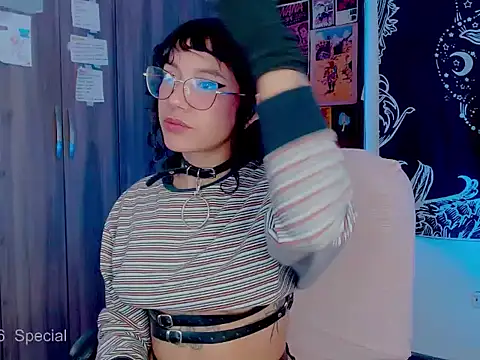 melissahowl online show from 10-28-25, 02:05