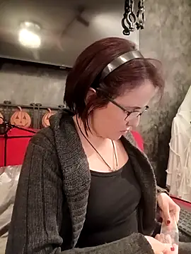 IsisBlake online show from 10-10-25, 03:57