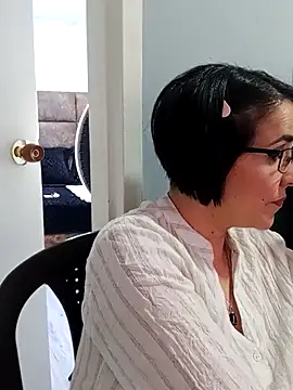 IsisBlake online show from 03-15-25, 06:43