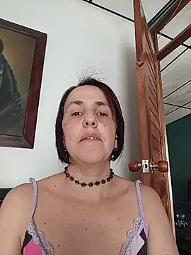 IsisBlake online show from 05-22-26, 08:18