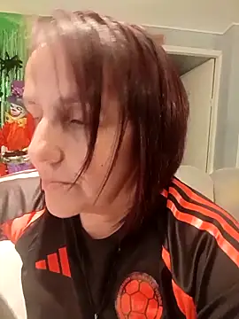 IsisBlake online show from 10-12-25, 12:01