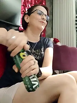 IsisBlake online show from 11-19-25, 07:03