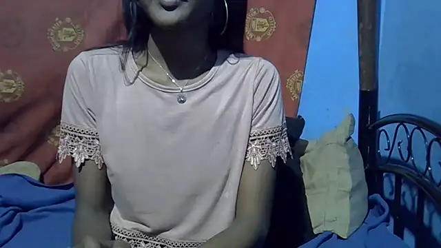 Snapshot of indiangeni20 chatting on 06-22-26, 01:52 indiangeni20 online show from 06-22-26, 01:52