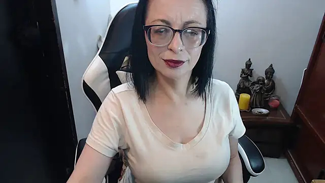 AnasstaciaEvans online show from 04-01-26, 02:13