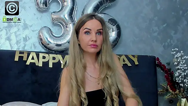 Snapshot of 3lla_Rose chatting on 09-24-25, 06:36 3lla Rose online show from 09-24-25, 06:36