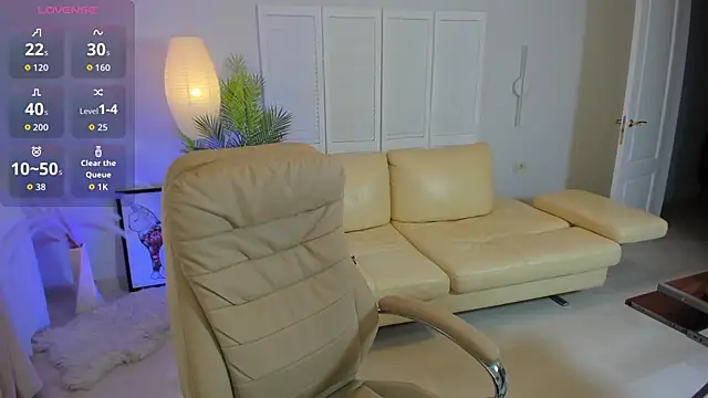 Daniela Kitty  online show from 05-30-26, 08:20