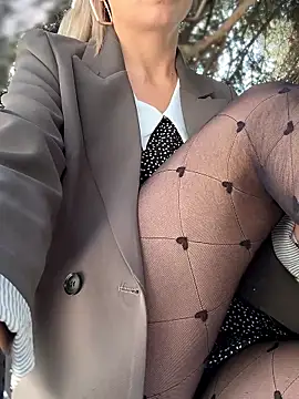 Crazy-Rosa online show from 09-15-25, 06:36