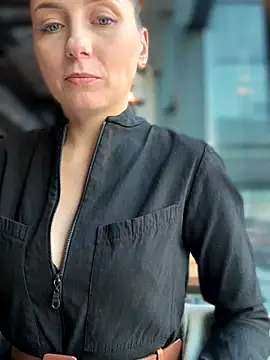 Crazy-Rosa online show from 10-30-25, 09:40