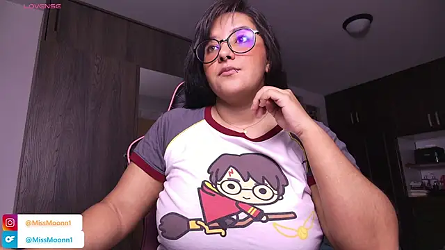 Steph moon  online show from 11-10-25, 11:54