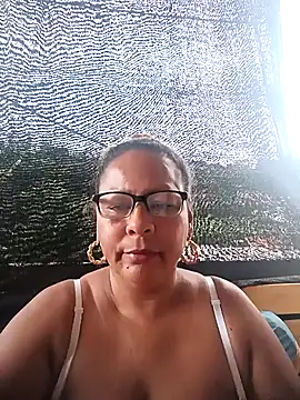 Afroditabichota online show from 10-23-25, 10:08
