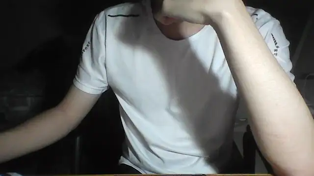 YunheLEE online show from 04-08-26, 02:18