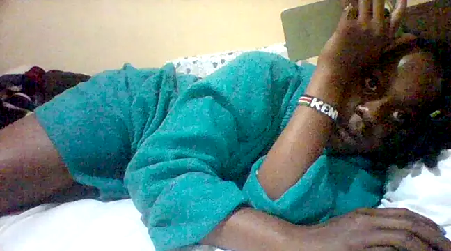 EBONYVANILLA02 online show from 03-21-25, 08:18