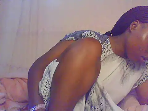 EBONYVANILLA02 online show from 10-14-25, 08:42