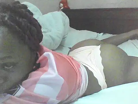 EBONYVANILLA02 online show from 05-10-26, 06:39
