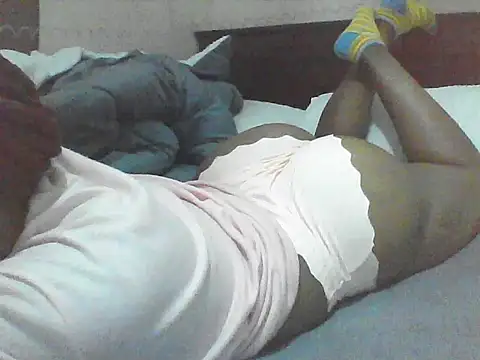 EBONYVANILLA02 online show from 05-20-26, 09:12