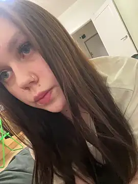 Marylallka5 online show from 12-16-25, 02:32