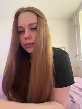 Snapshot of Marylallka5 chatting on 08-04-26, 01:59 Marylallka5 online show from 08-04-26, 01:59