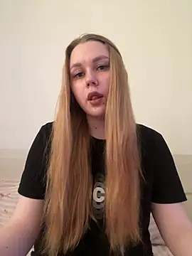 Marylallka5 online show from 06-25-26, 04:43