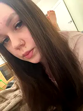 Marylallka5 online show from 12-19-25, 05:54