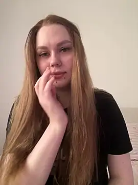 Snapshot of Marylallka5 chatting on 07-08-26, 06:58 Marylallka5 online show from 07-08-26, 06:58