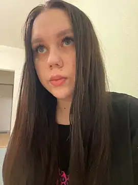 Marylallka5 online show from 11-13-25, 05:00