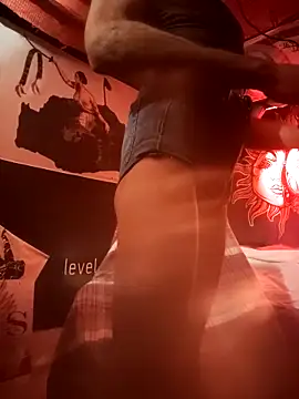 Gillygilly76 online show from 02-13-26, 06:46