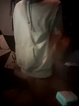 Gillygilly76 online show from 02-01-26, 01:37