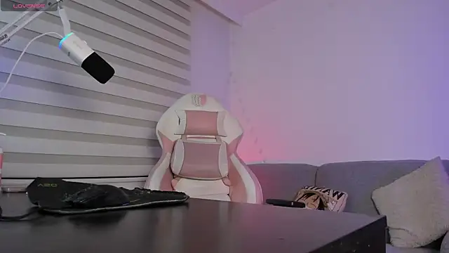 Gaby Miller22 online show from 01-13-26, 12:04