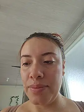 valery mora online show from 02-10-26, 04:28