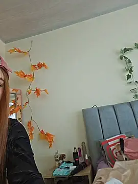 valery mora online show from 11-13-25, 06:45