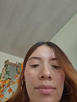 valery mora online show from 04-18-26, 07:07