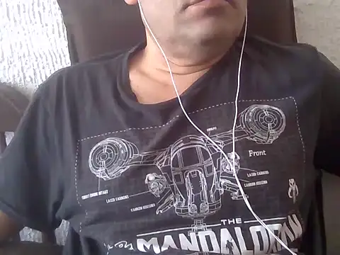 Snapshot of lover_camer chatting on 01-29-25, 03:04 lover camer online show from 01-29-25, 03:04