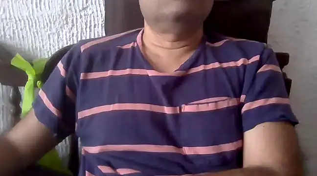 Snapshot of lover_camer chatting on 02-17-25, 03:22 lover camer online show from 02-17-25, 03:22